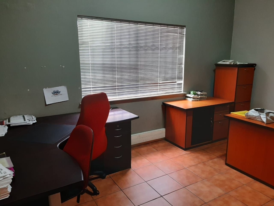 Commercial Property for Sale in Southernwood Eastern Cape